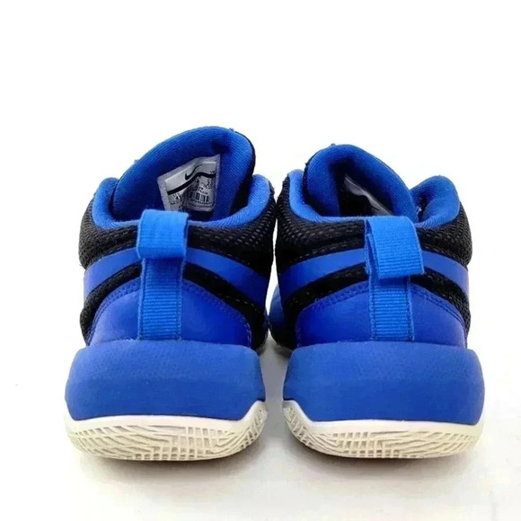 Nike Team Hustle D 8 (GS) Youth Athletic Shoes - 4Y - Picture 6 of 10